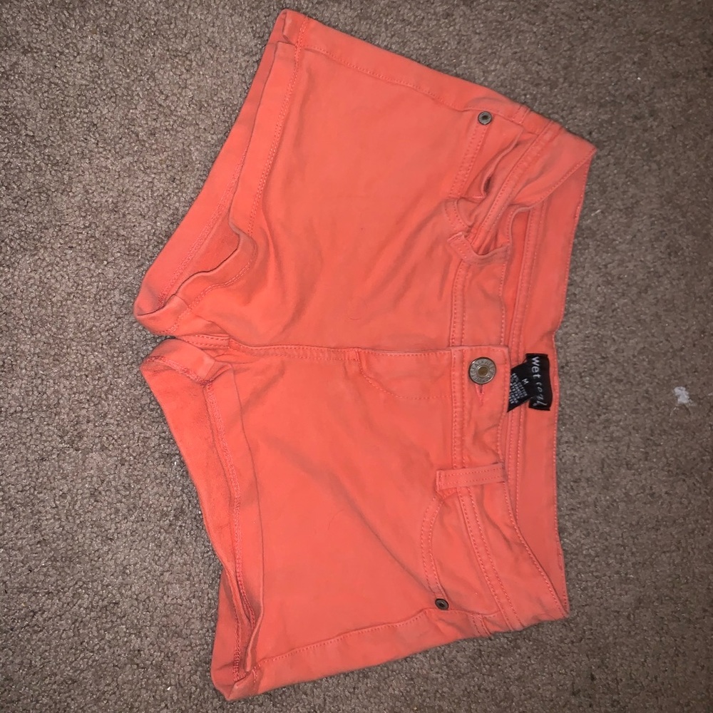 Wear seal short